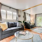 Private Suite